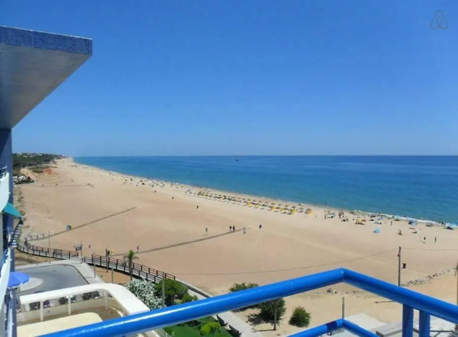Oceanides Beachfront Apartments Quarteira