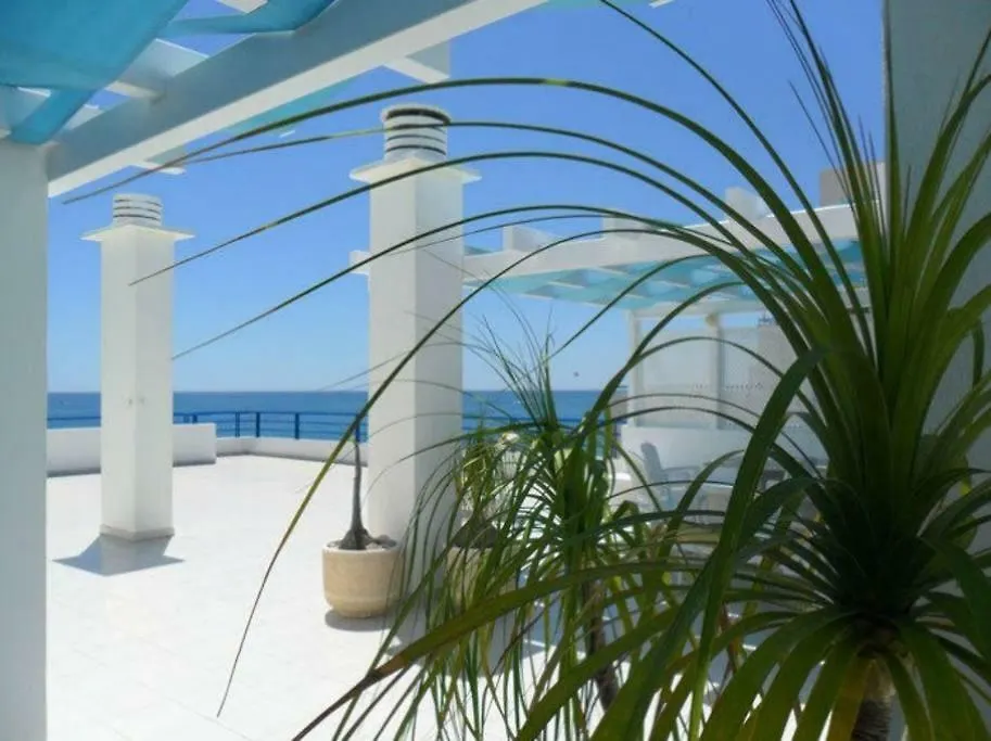 Oceanides Beachfront Apartments Quarteira