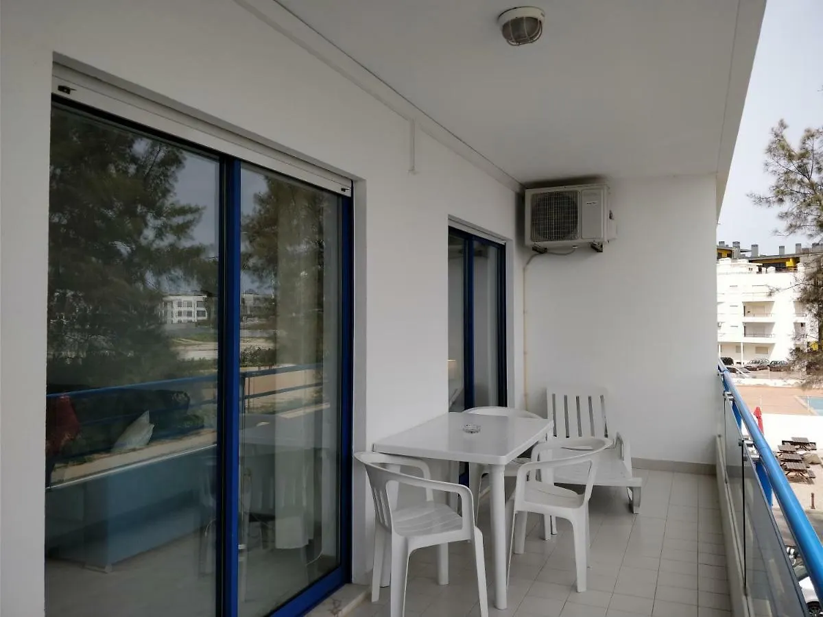 Oceanides Beachfront Apartments Quarteira 0*,  Portugal