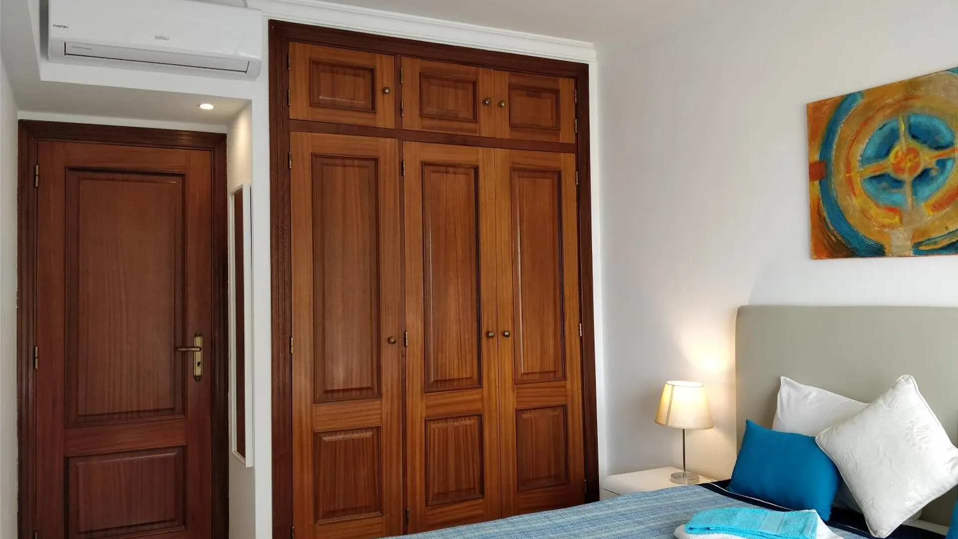 Oceanides Beachfront Apartments Quarteira